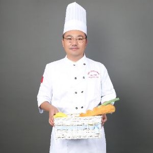 石振强